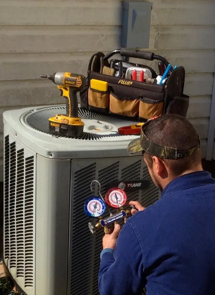 Slide of Mauricio's Heating & Air