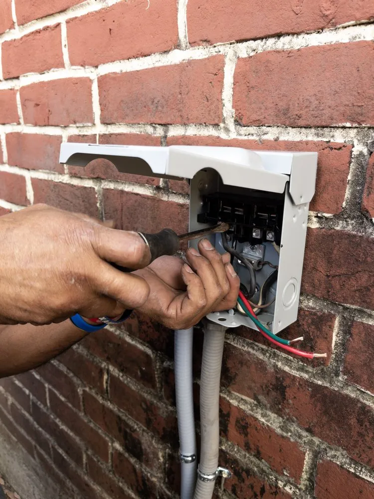 Slide of Max Comfort AC