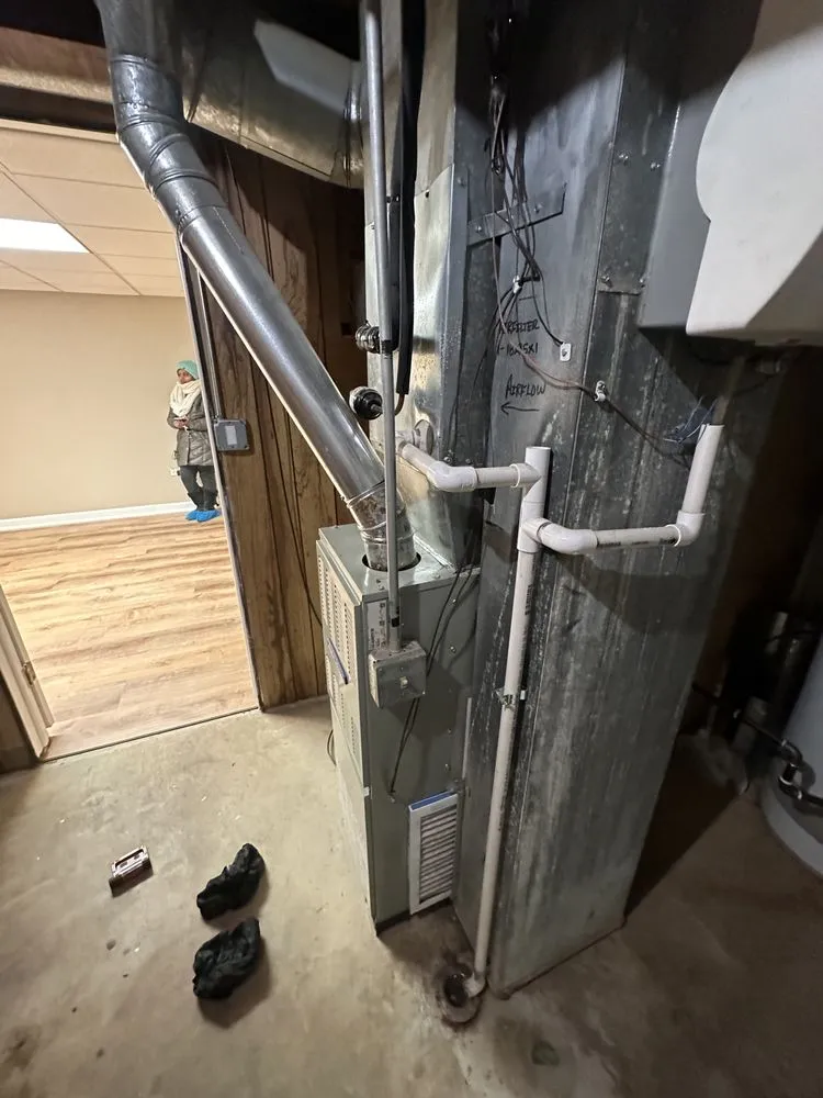 Slide of Maxcomfort Hvac