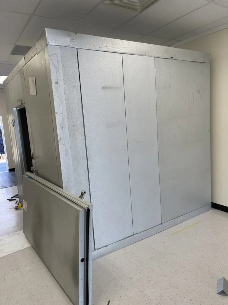 Slide of Maxicool HVAC service