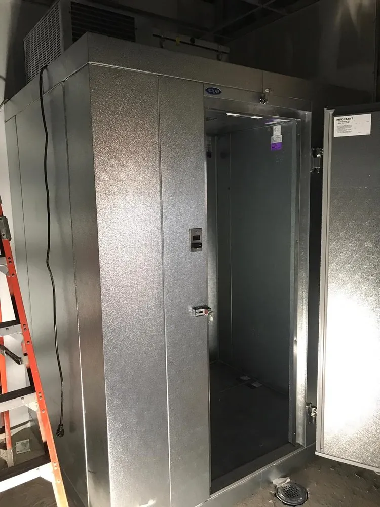 Slide of Maxicool HVAC service