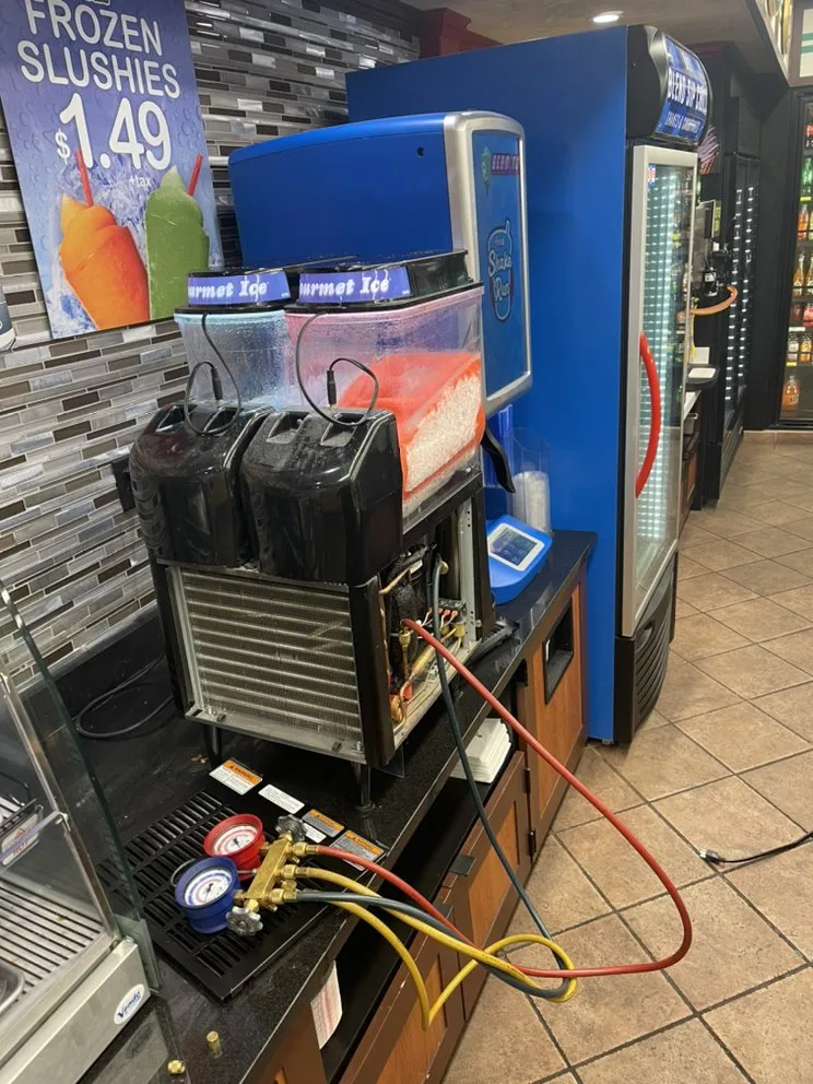 Slide of Maxicool HVAC service