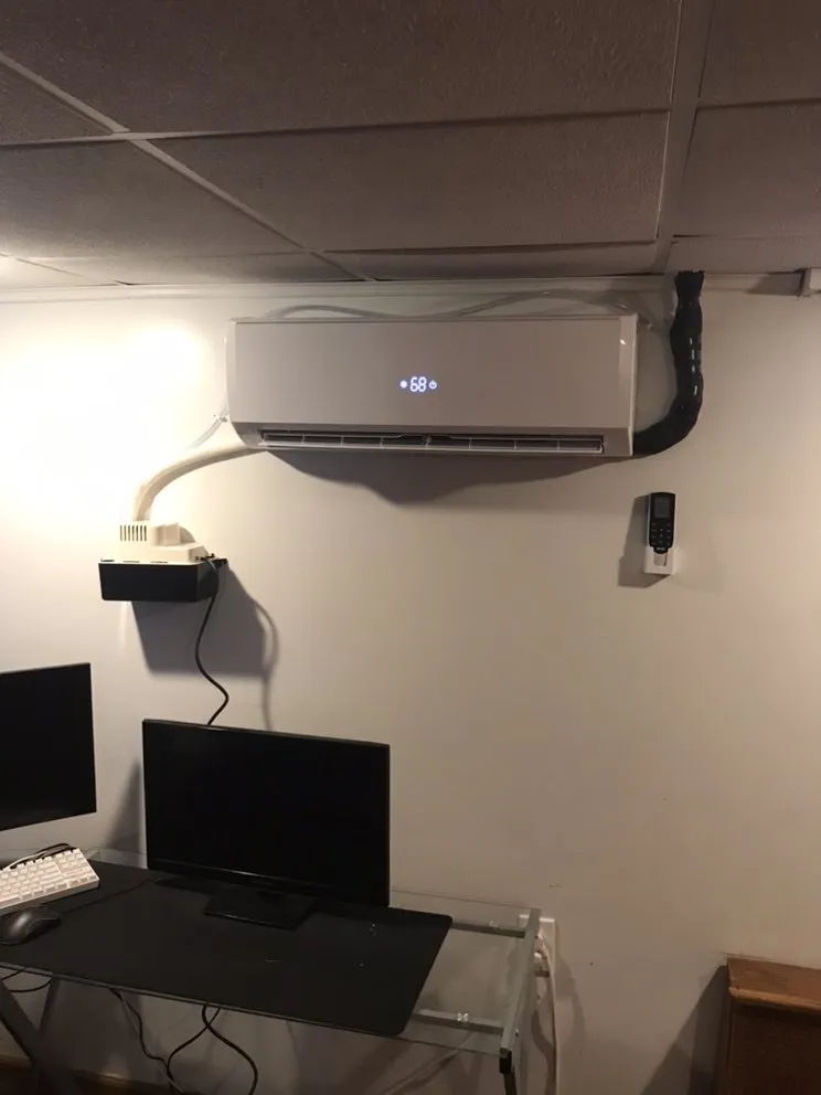 Slide of Maxicool HVAC service