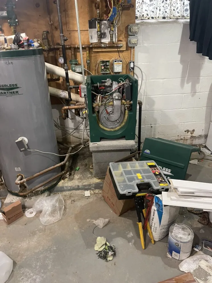 Slide of Maxicool HVAC service