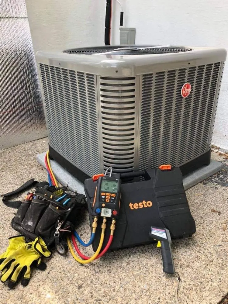Slide of Maximo Heating, Cooling & Plumbing