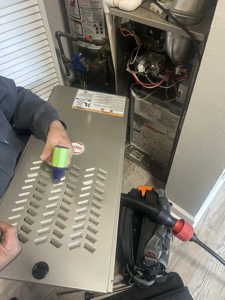 Slide of Maximum Heating & Air Conditioning