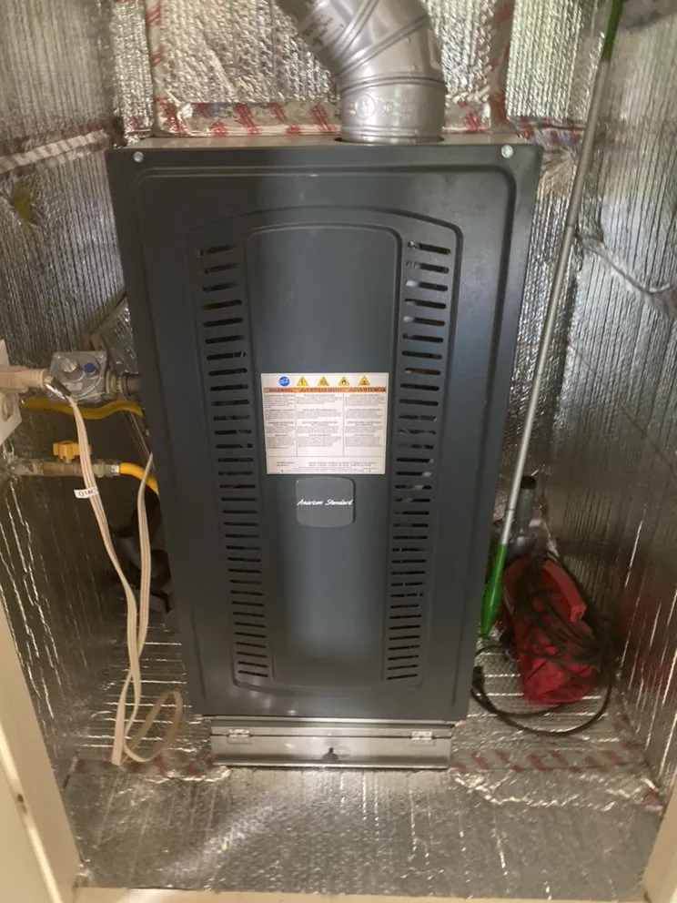 Slide of Maxx Comfort