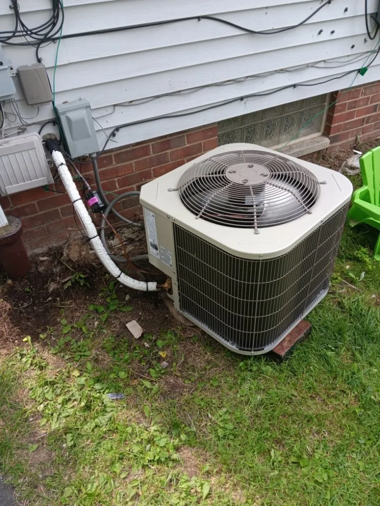 Slide of Maze Heating and Cooling Technologies