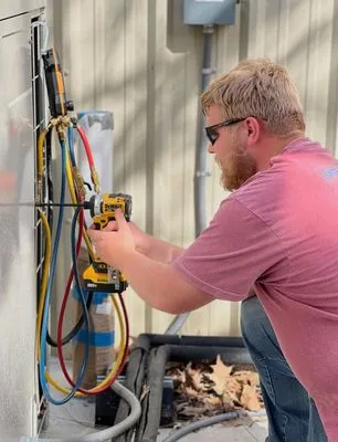 MB HVAC Technician Logo