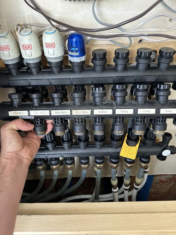 Slide of MB Plumbing Heating & Cooling