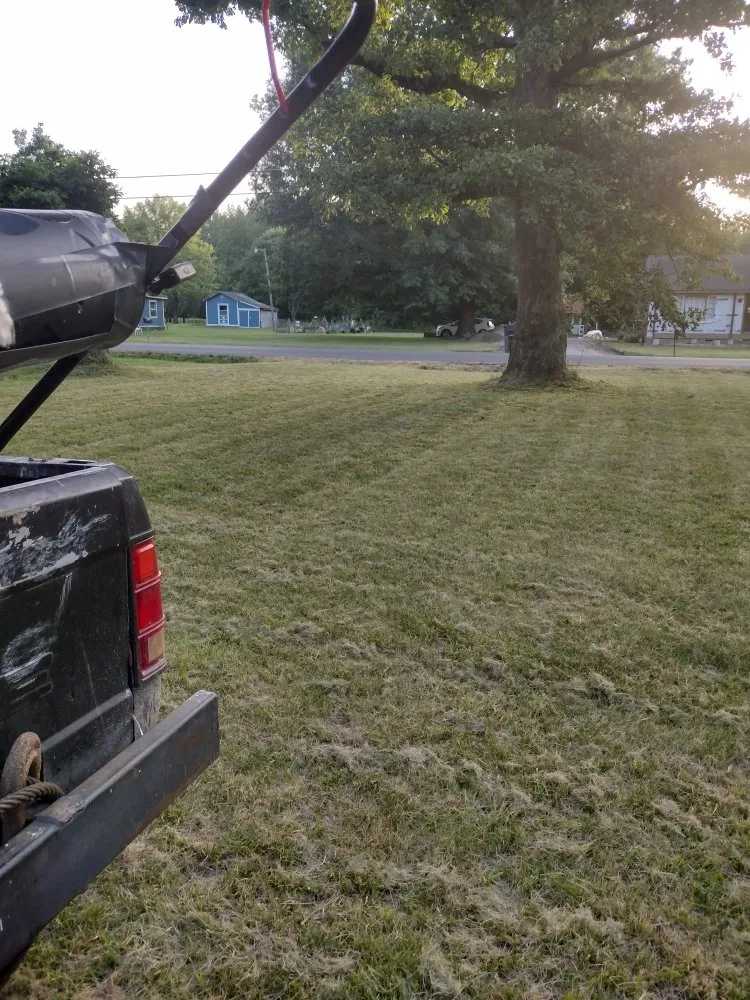 Slide of MC Handy Services