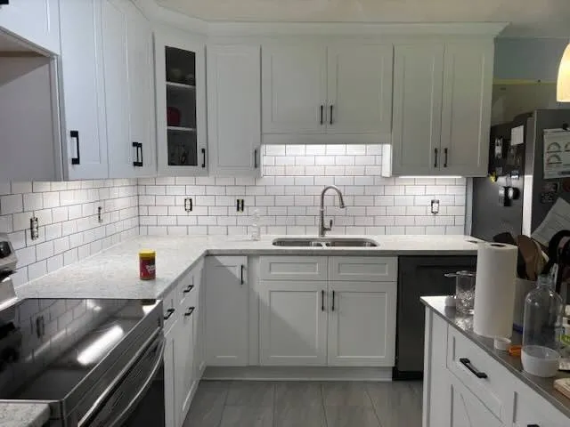 Slide of MC Kitchen & Renovation