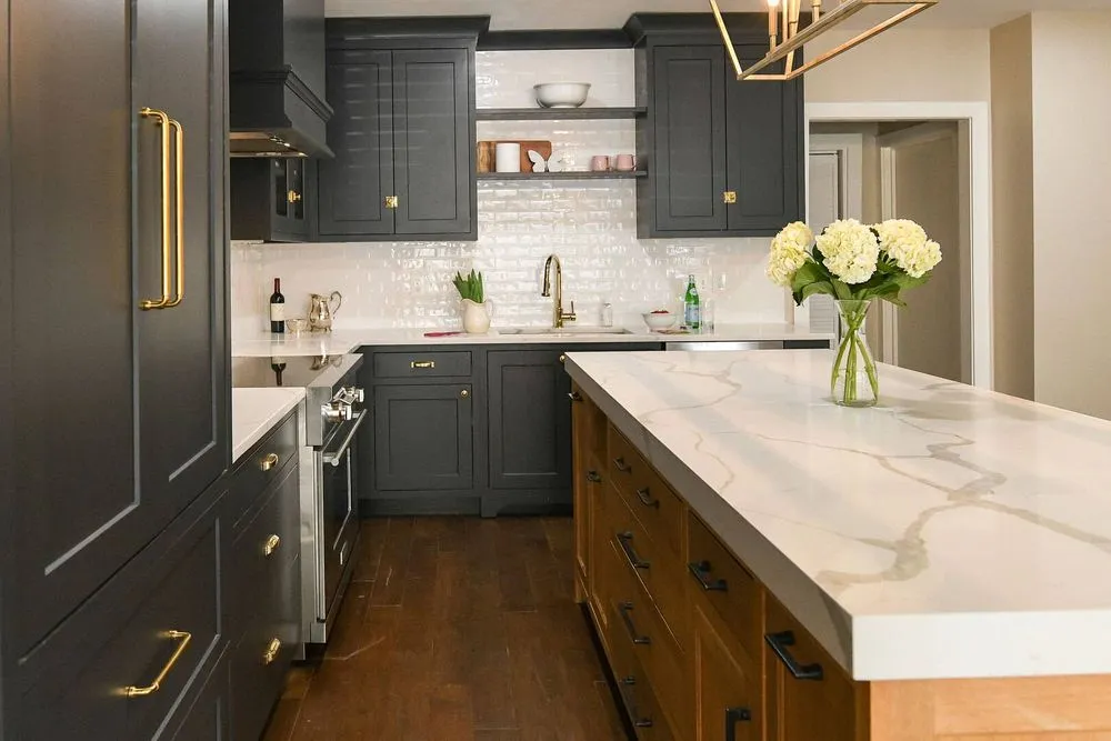 Slide of MC Kitchen & Renovation