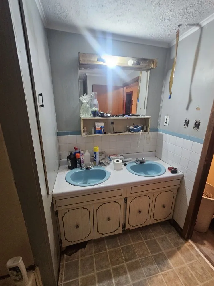 Slide of M&C Service