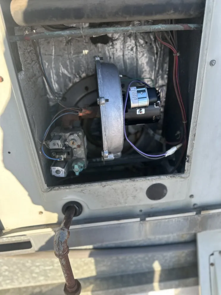 Slide of M&D Heating & Cooling