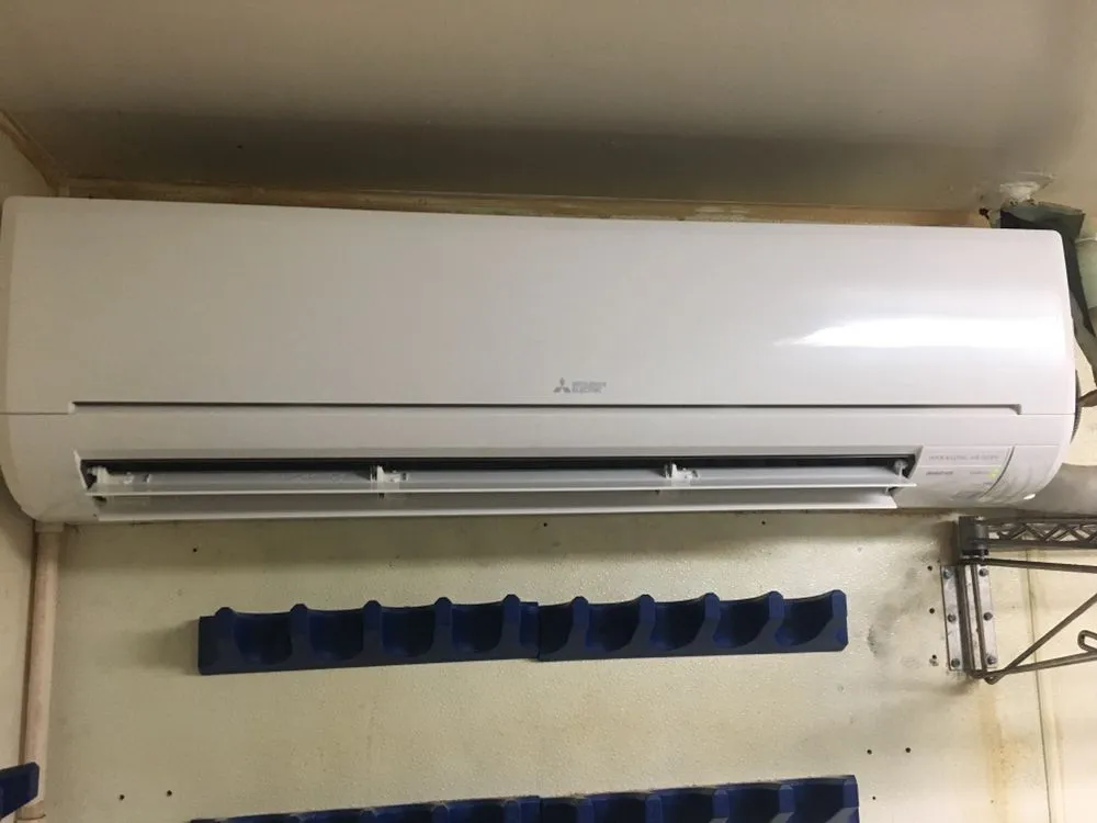 Slide of M&D Mechanical