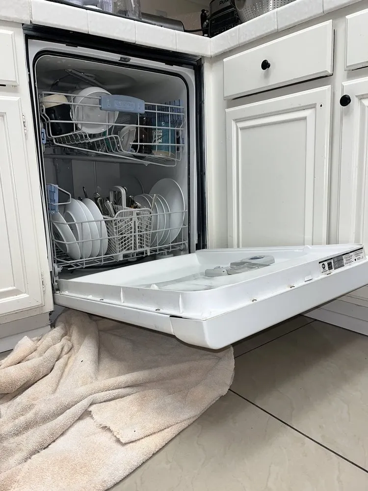 Slide of MDTECH Appliance Repair