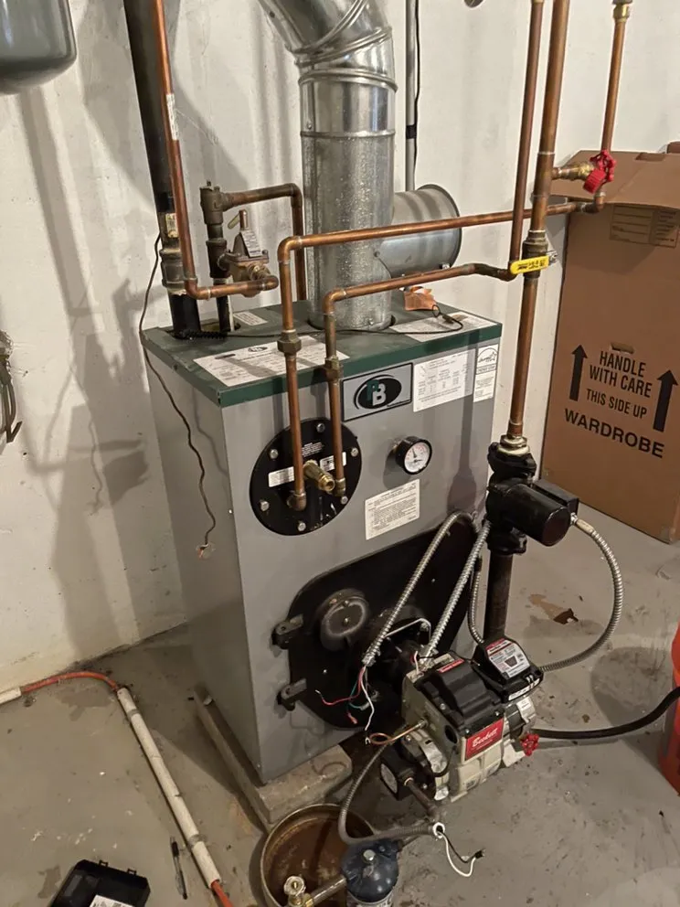 Slide of Me & Gee Home Services