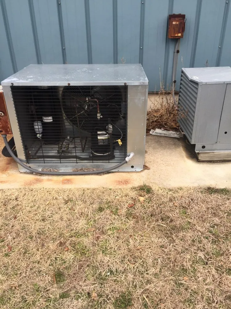 Slide of M&E HVAC/R Services