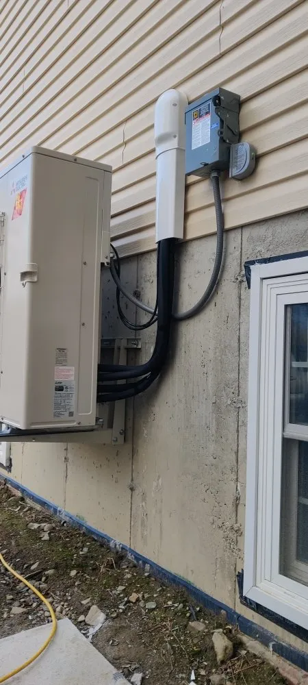 Emergency AC installation for local homeowners in Bloomingburg, NY by Mechanical HVAC-R Services