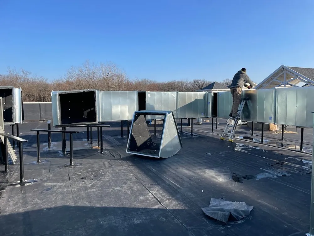 Slide of Mechanical Management & Design Solutions