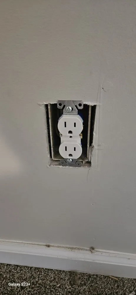 Slide of Melendez Electrical