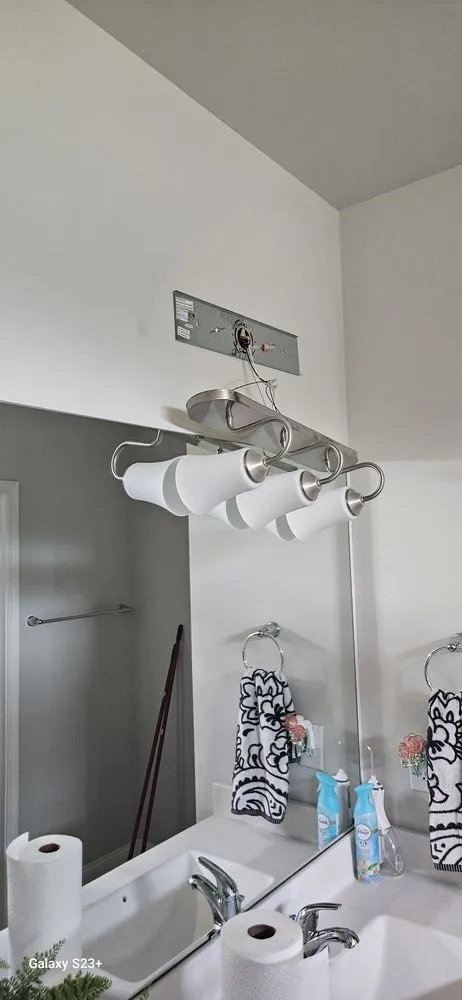 Slide of Melendez Electrical