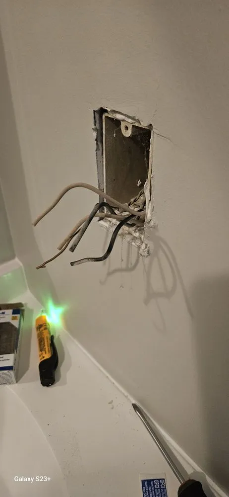 Slide of Melendez Electrical