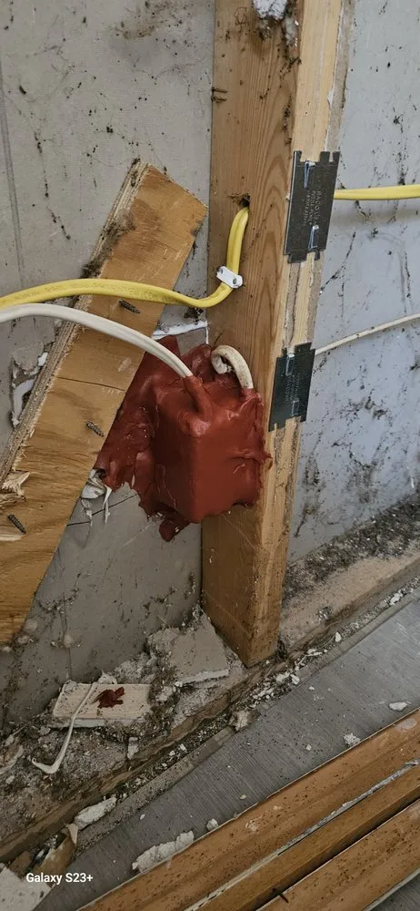 Slide of Melendez Electrical