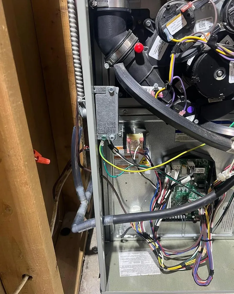 Slide of Mellwood Heating & Air