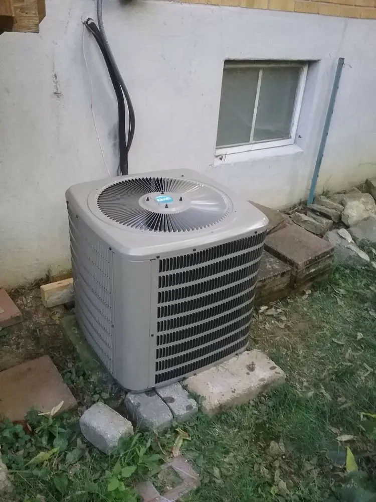 Slide of Mel's HVAC
