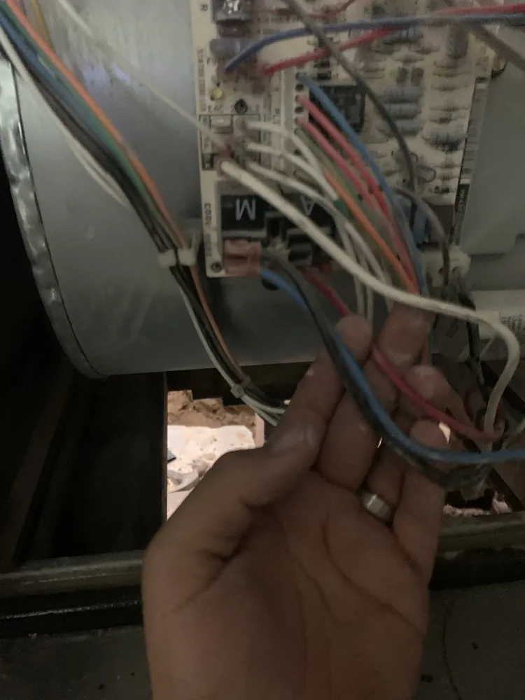 Slide of Mendoza Air Comfort Solutions