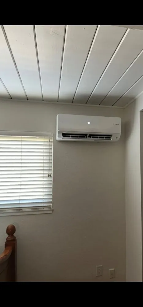 Slide of Menjivar Electric