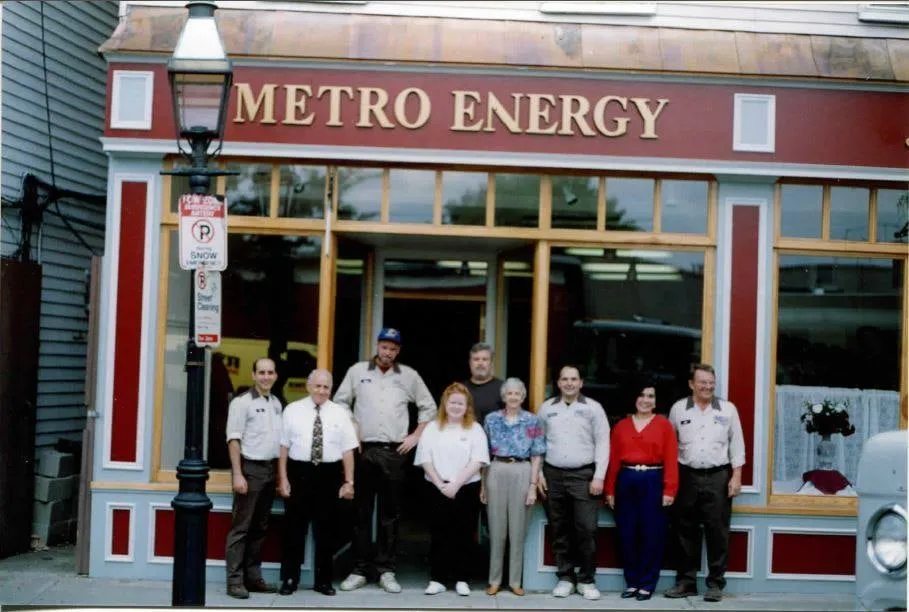 Slide of Metro Energy - M & T Oil