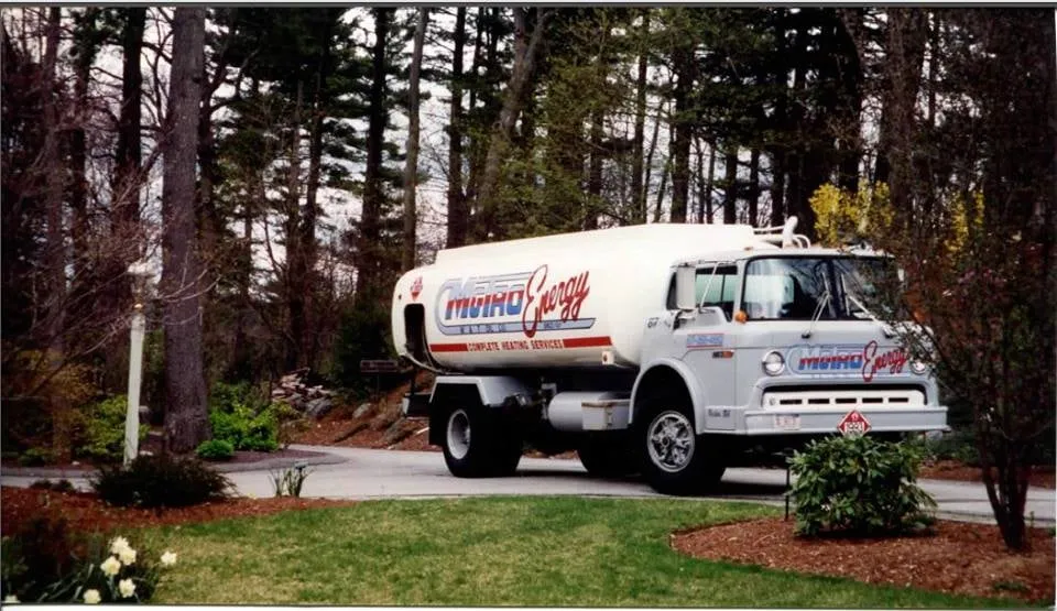 Slide of Metro Energy - M & T Oil