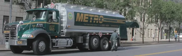 Metro Fuel Oil Logo