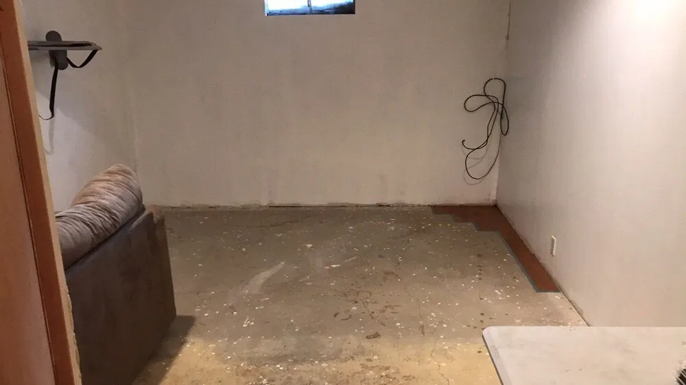 Slide of Metro Handyman