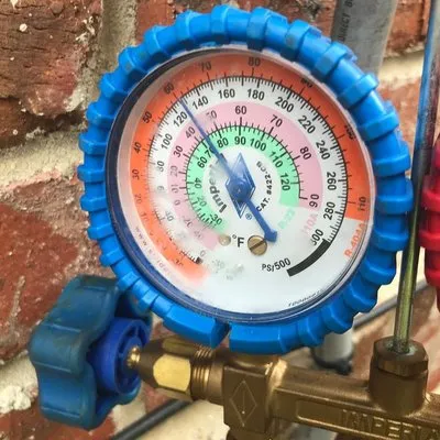 Metro Heating & Cooling Logo