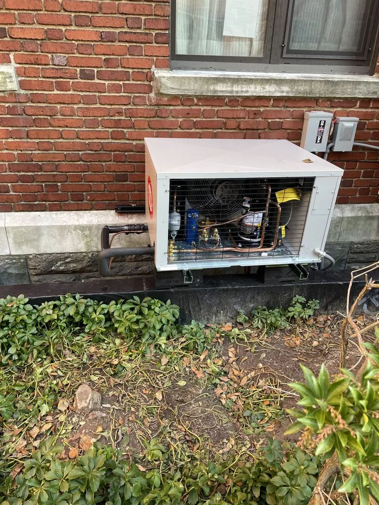 Slide of Metro HVAC Solutions