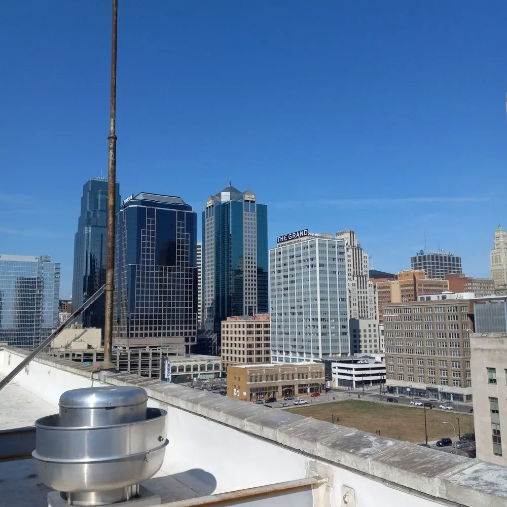 Slide of Metro Mechanical Services