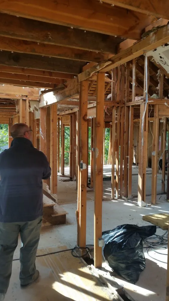 Slide of Metro Mechanical Services