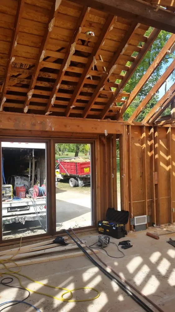 Slide of Metro Mechanical Services