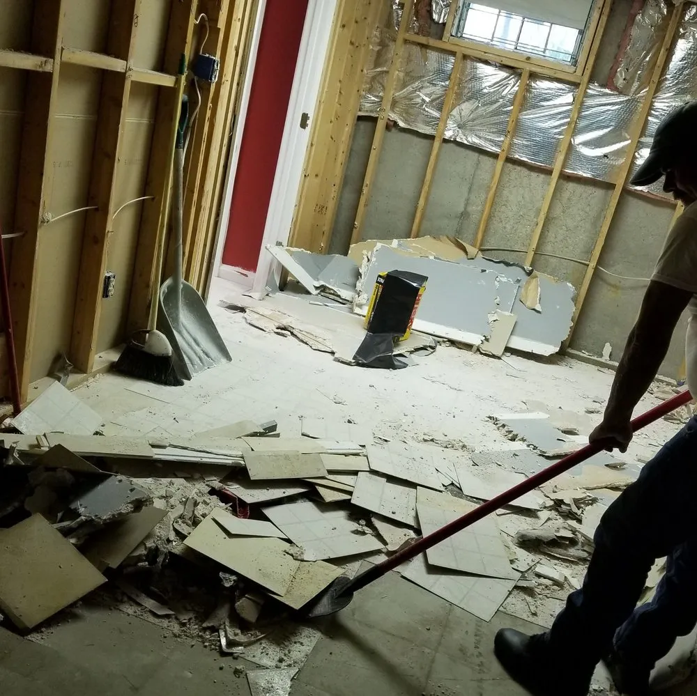 Slide of Metropolitan Site & Safety Equipment