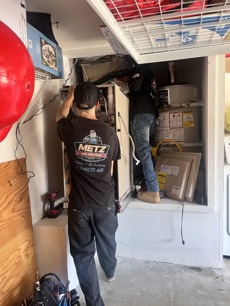 Slide of Metz Air Control