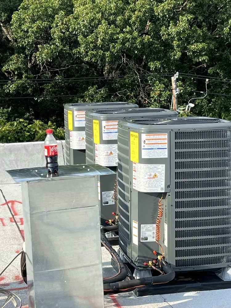 Slide of M&G Air Conditioning