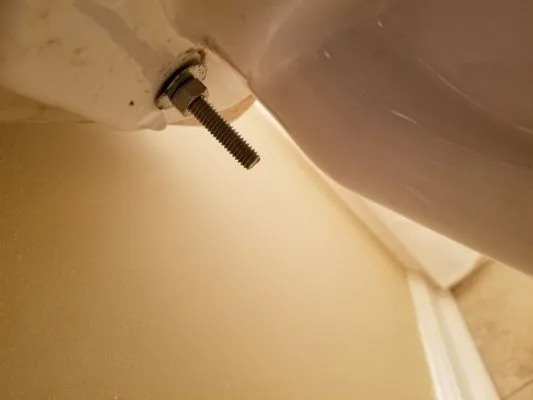 M&Holmes Contracting Logo