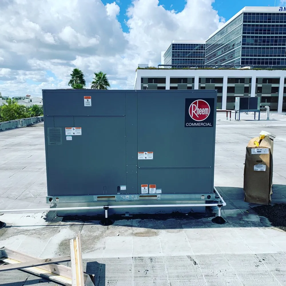 Slide of Miami Air Conexion