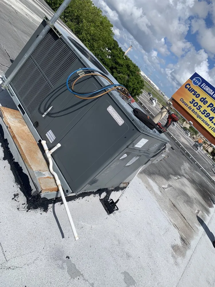 Slide of Miami Air Conexion