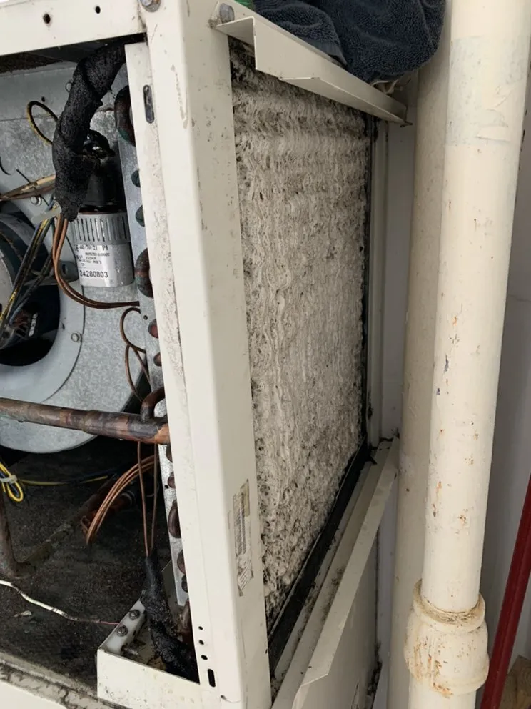 Slide of Miami Air Conexion