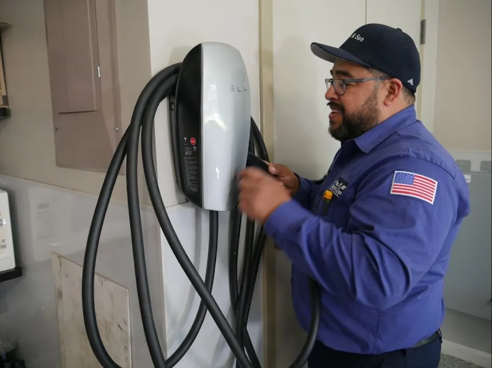 Slide of Michael & Son Services Fredericksburg